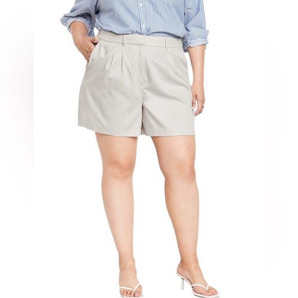 Old Navy Extra High-Waisted Taylor
Trouser Shorts 5-inch inseam Size 3X New - Picture 7 of 13